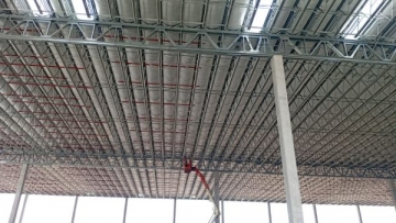 Lã de Vidro IsoFelt Instalado no Sistema Rolon