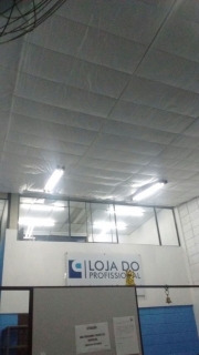 Aplicação de Lã de Vidro para Coberturas