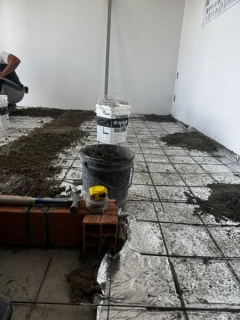 Lã de Rocha Isopur Aplicada em Piso